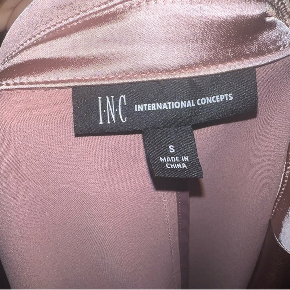 INC pink satin blazer - Picture 5 of 12